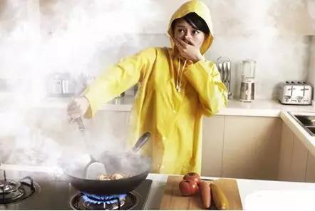 告別悶熱和油煙，涼風寶2.0與你fun享廚房新生活